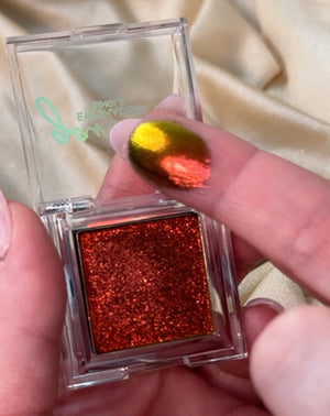NEW! "EMPIRE" MULTICHROME EYESHADOW WITH CASE