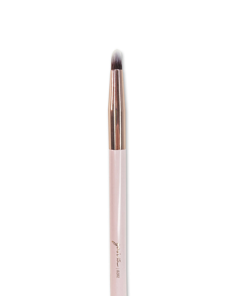 G202 PRECISION CREASE BRUSH