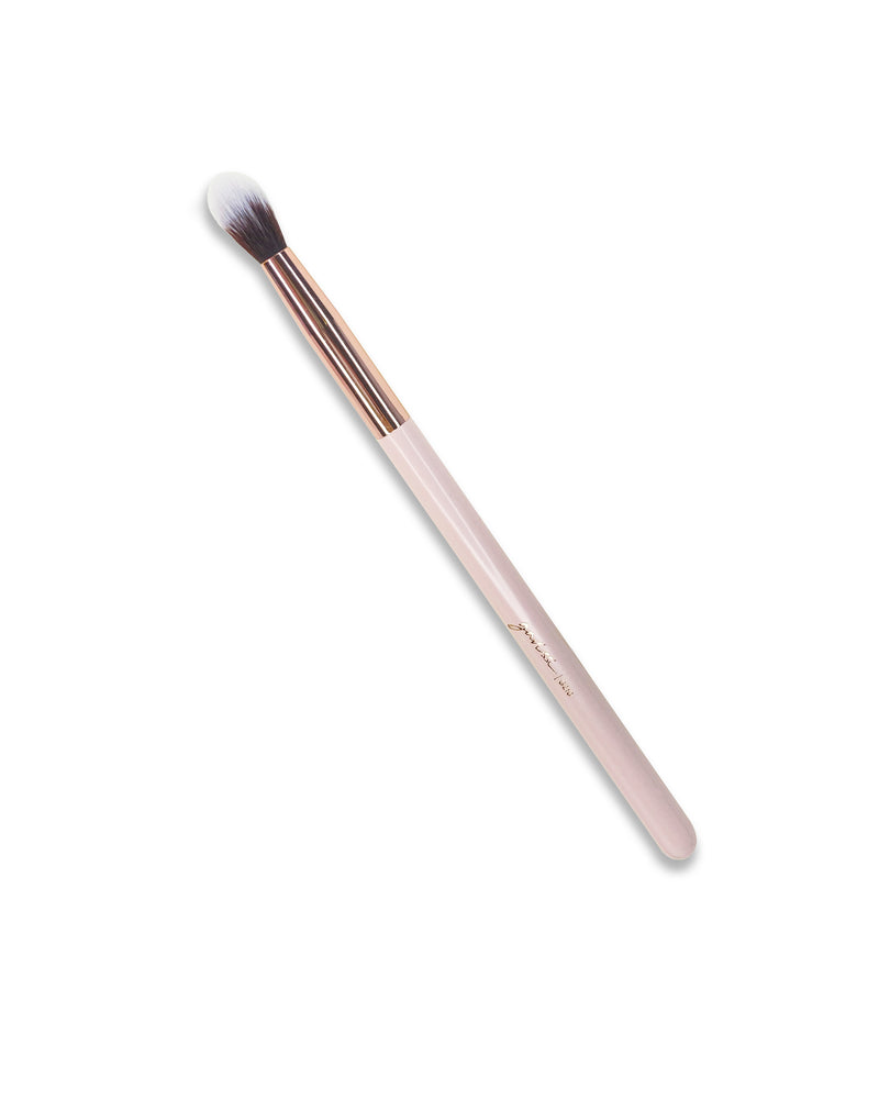 G210 MEDIUM BLENDER BRUSH